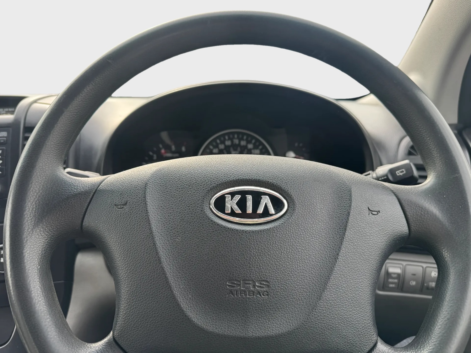 Used Kia Sedona 2011 for sale - 77998801: Photo 4