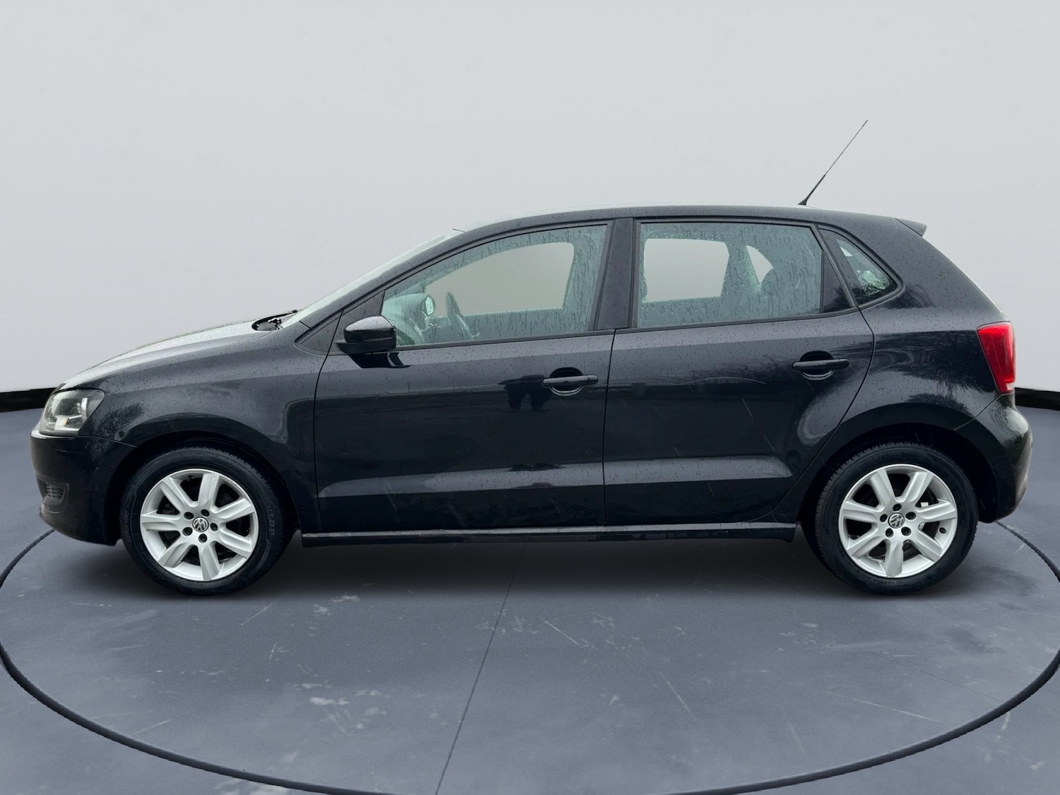 Used Volkswagen Polo 2011 for sale - 77272610: Photo 11