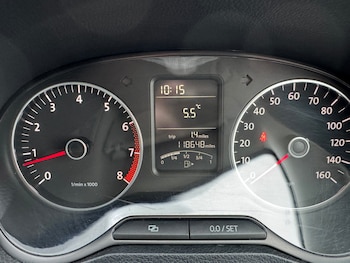 Used Volkswagen Polo 2011 for sale - 77272610: Photo