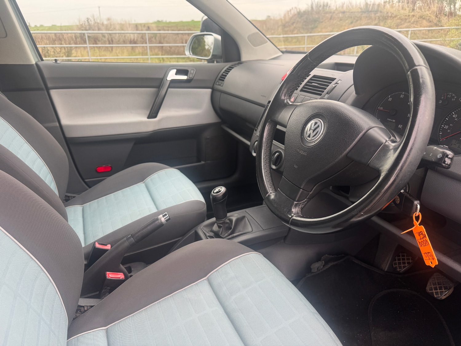 Used Volkswagen Polo 2009 for sale - 76130347: Photo 4