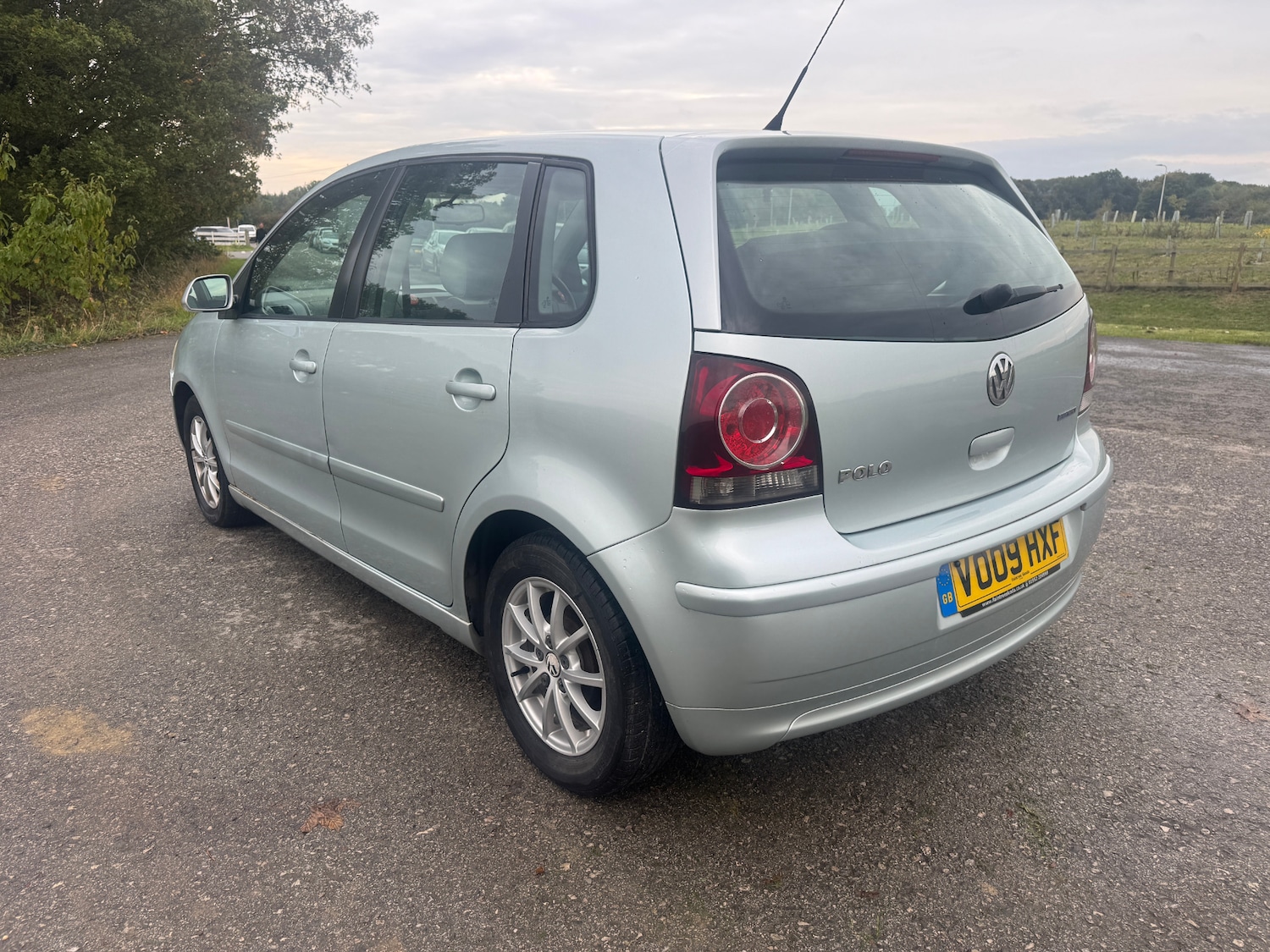 Used Volkswagen Polo 2009 for sale - 76130347: Photo 5