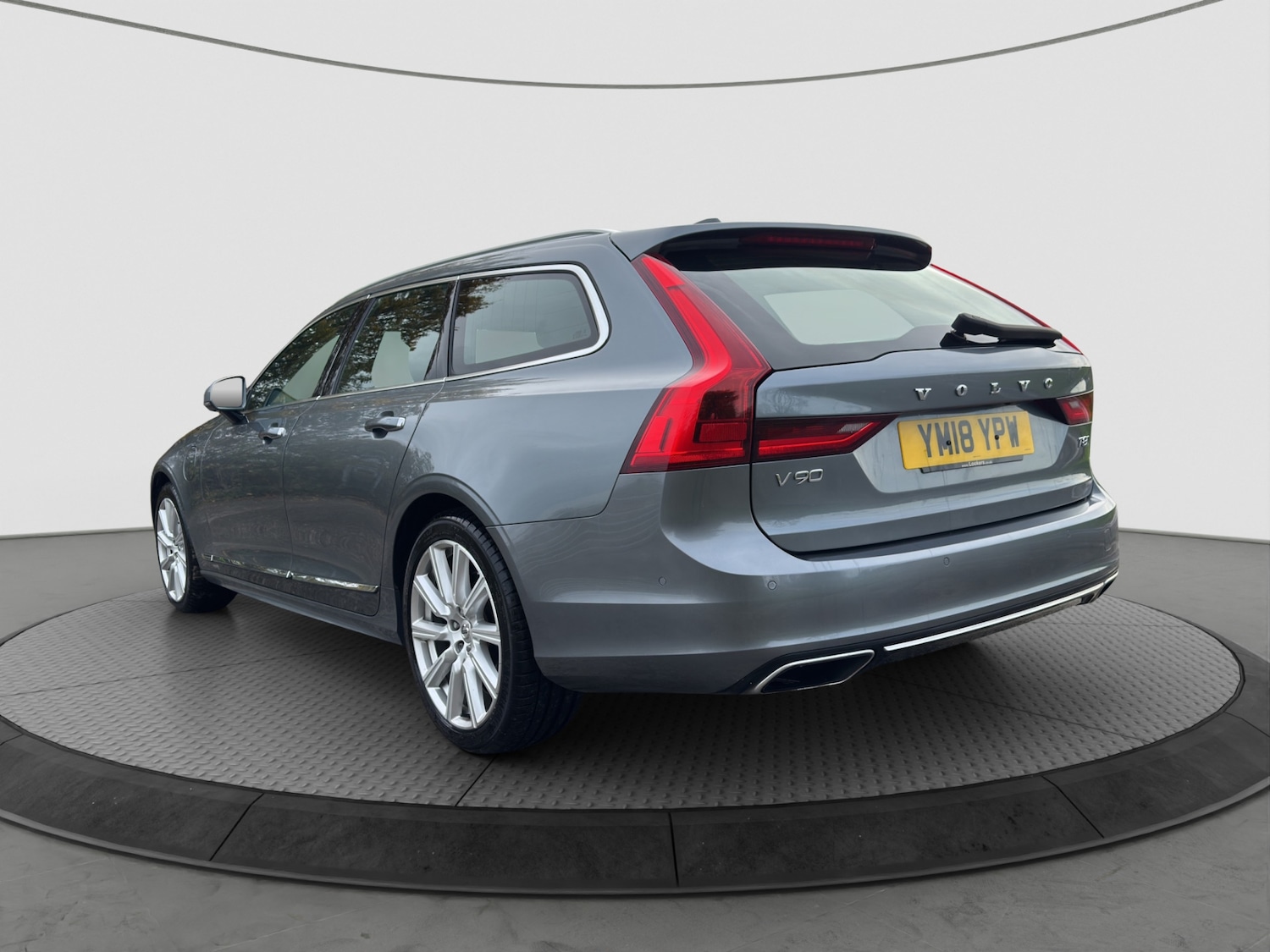 Used Volvo V90 2018 for sale - 76403315: Photo 7