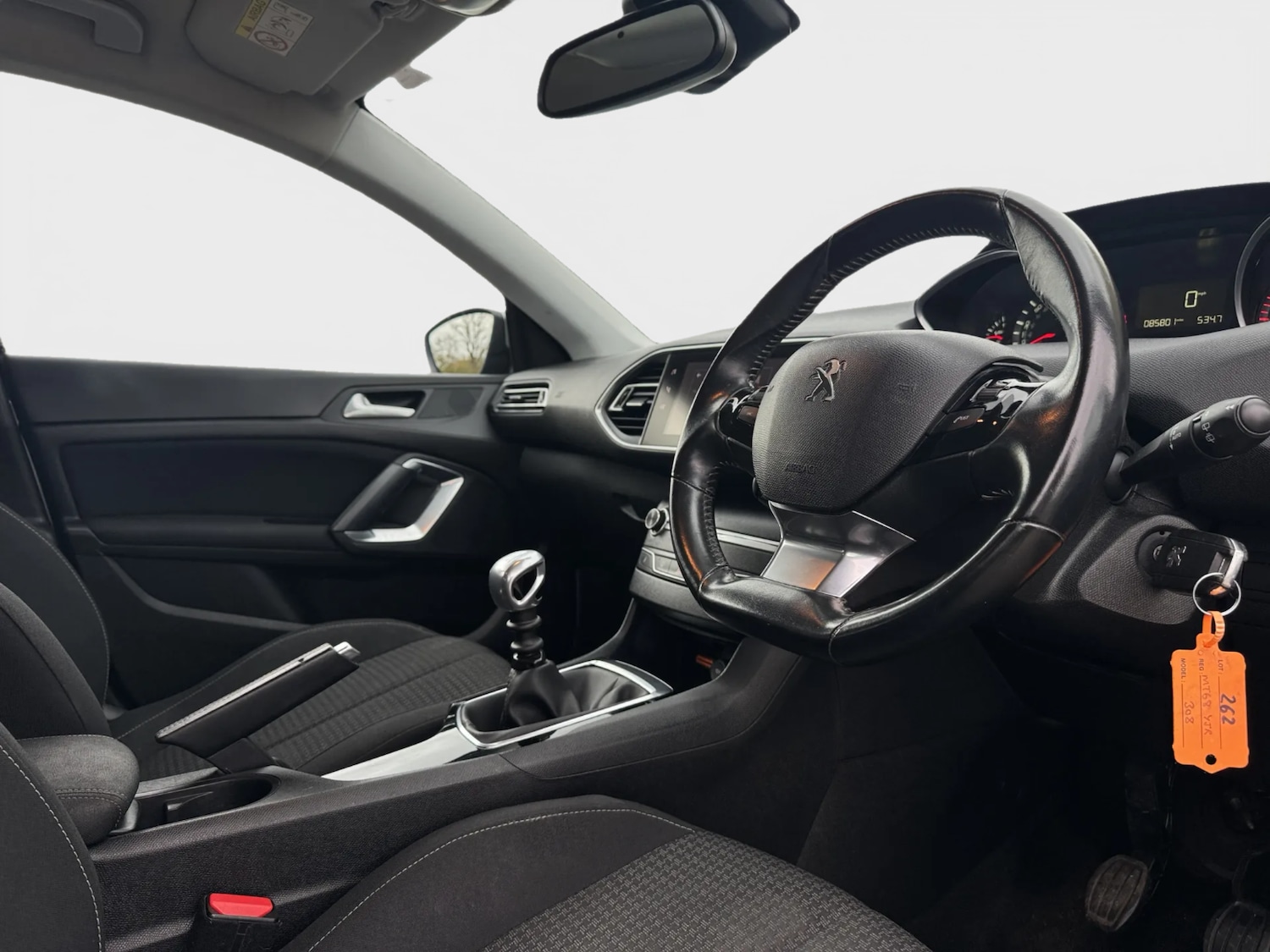 Used Peugeot 308 2018 for sale - 76450311: Photo 2