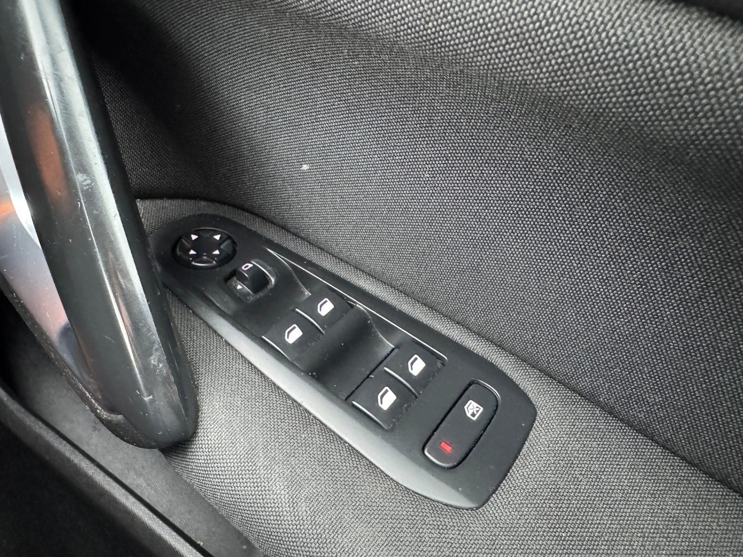 Used Peugeot 308 2018 for sale - 76450311: Photo 24