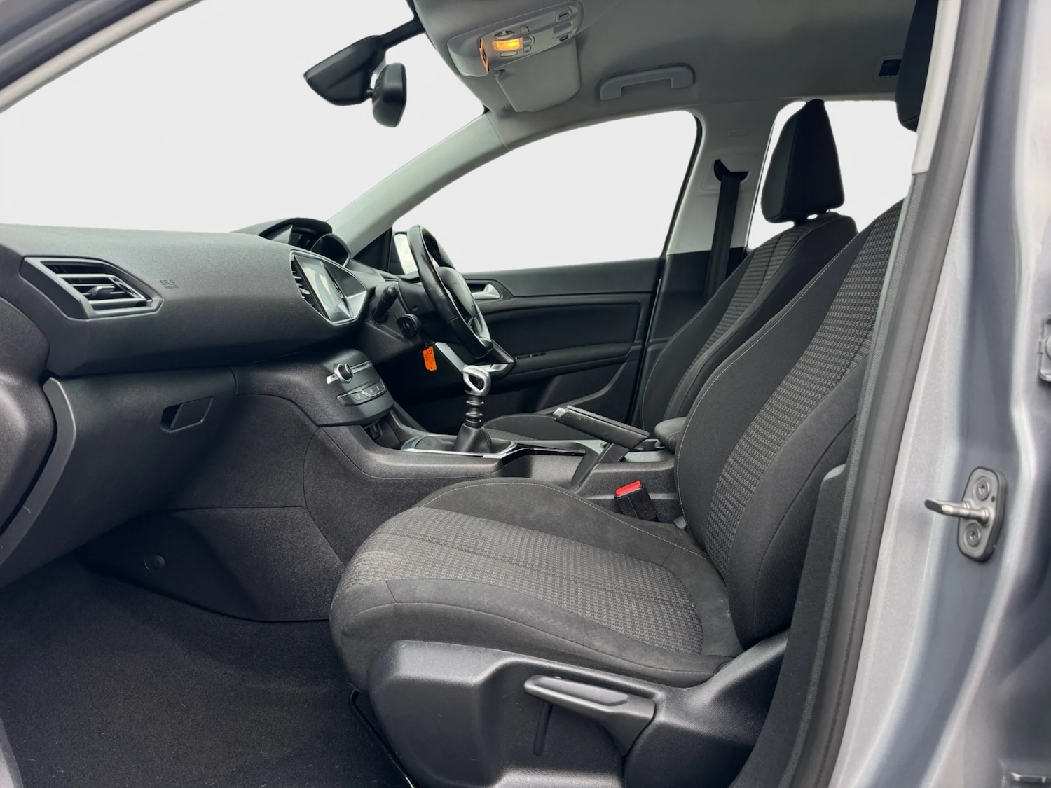 Used Peugeot 308 2018 for sale - 76450311: Photo 6