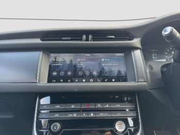 Used Jaguar XF 2016 for sale - 73976857: Photo