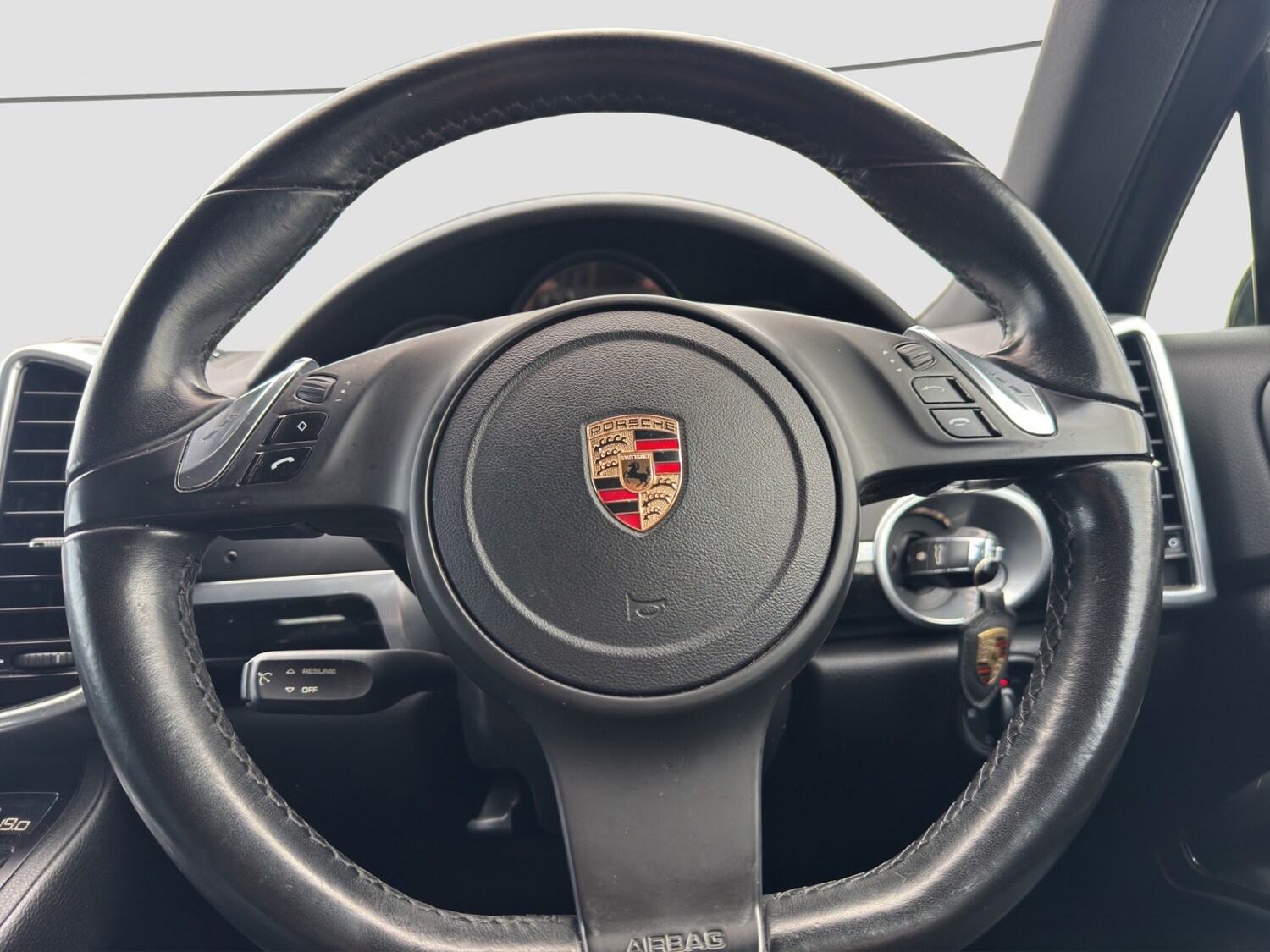 Used Porsche Cayenne 2011 for sale - 76329945: Photo 24