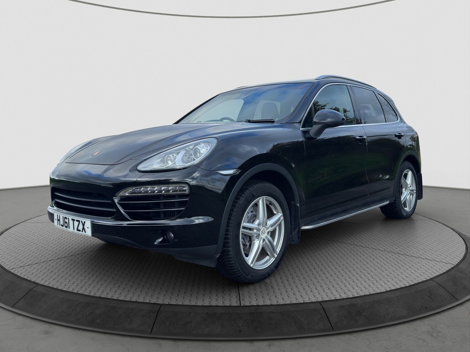 Used Porsche Cayenne 2011 for sale - 76329945: Photo 30