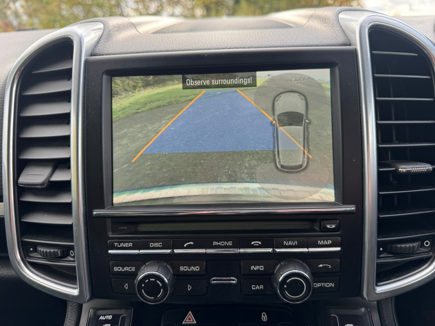 Used Porsche Cayenne 2011 for sale - 76329945: Photo 6