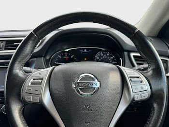Used Nissan X-Trail 2016 for sale - 79841659: Photo