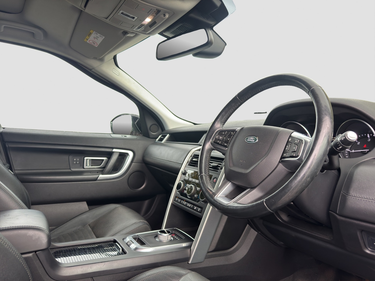 Used Land Rover Discovery Sport 2015 for sale - 76332088: Photo 2