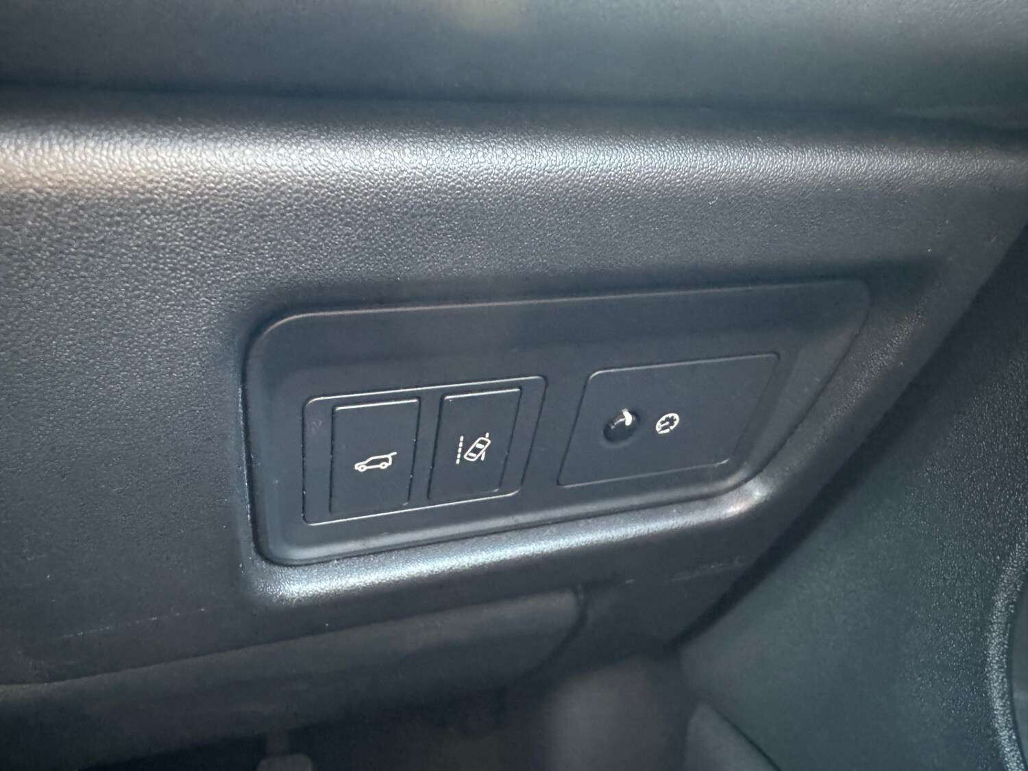 Used Land Rover Discovery Sport 2015 for sale - 76332088: Photo 22