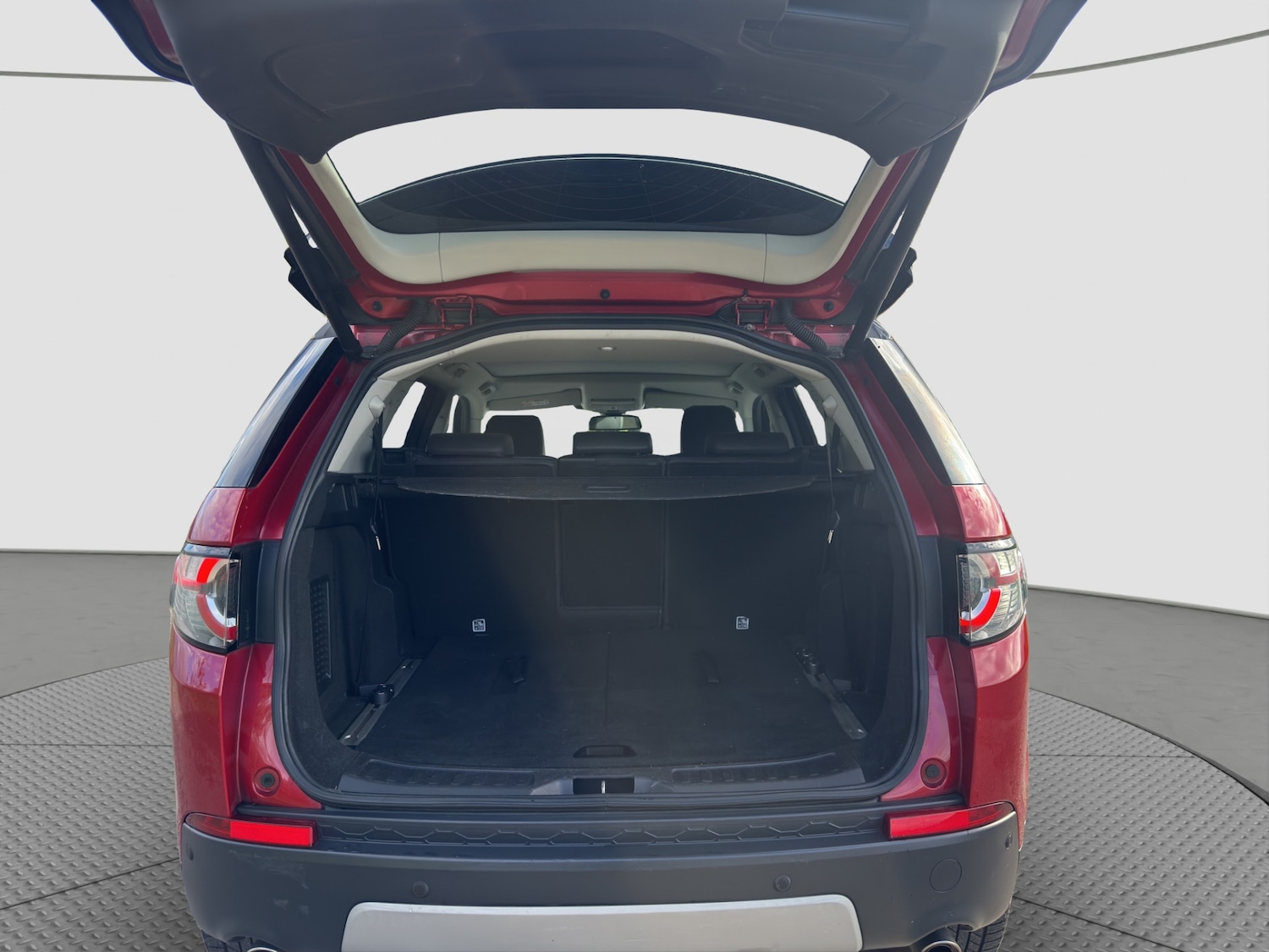 Used Land Rover Discovery Sport 2015 for sale - 76332088: Photo 23