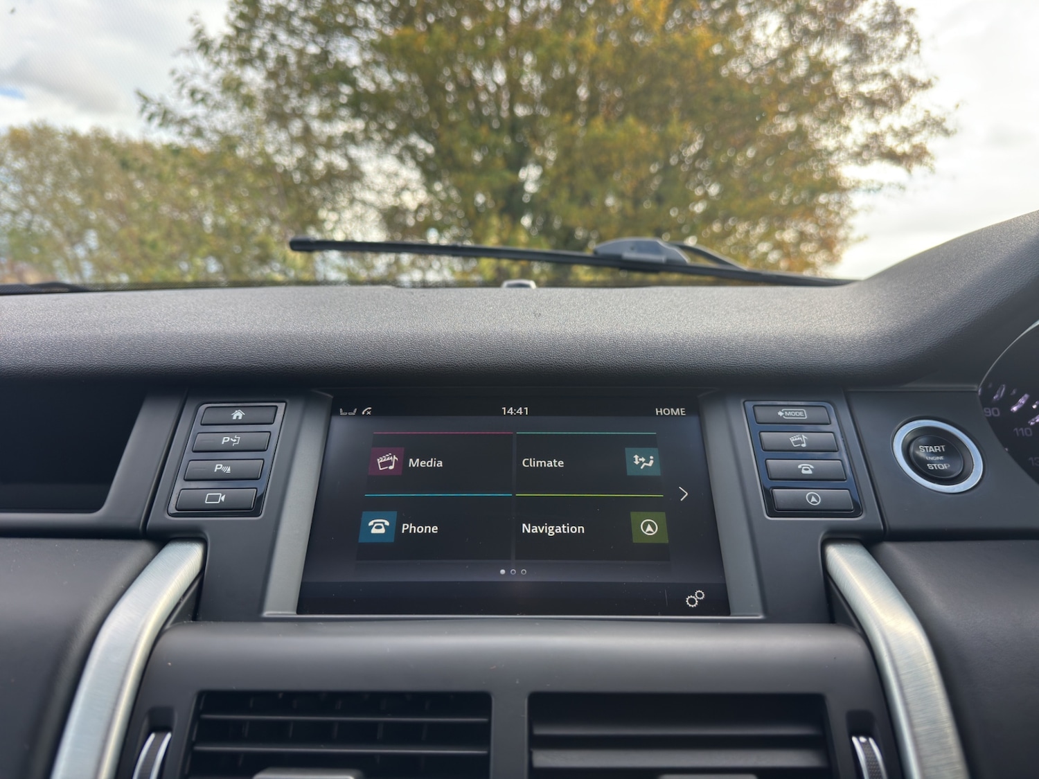 Used Land Rover Discovery Sport 2015 for sale - 76332088: Photo 25