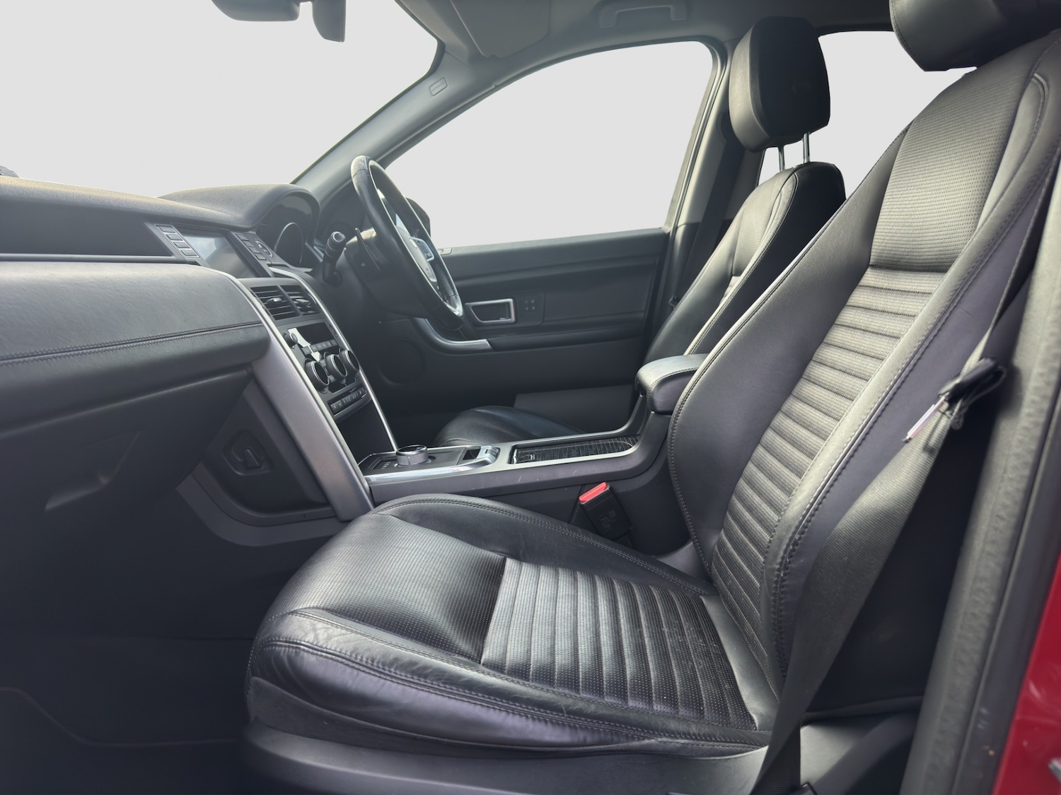 Used Land Rover Discovery Sport 2015 for sale - 76332088: Photo 8