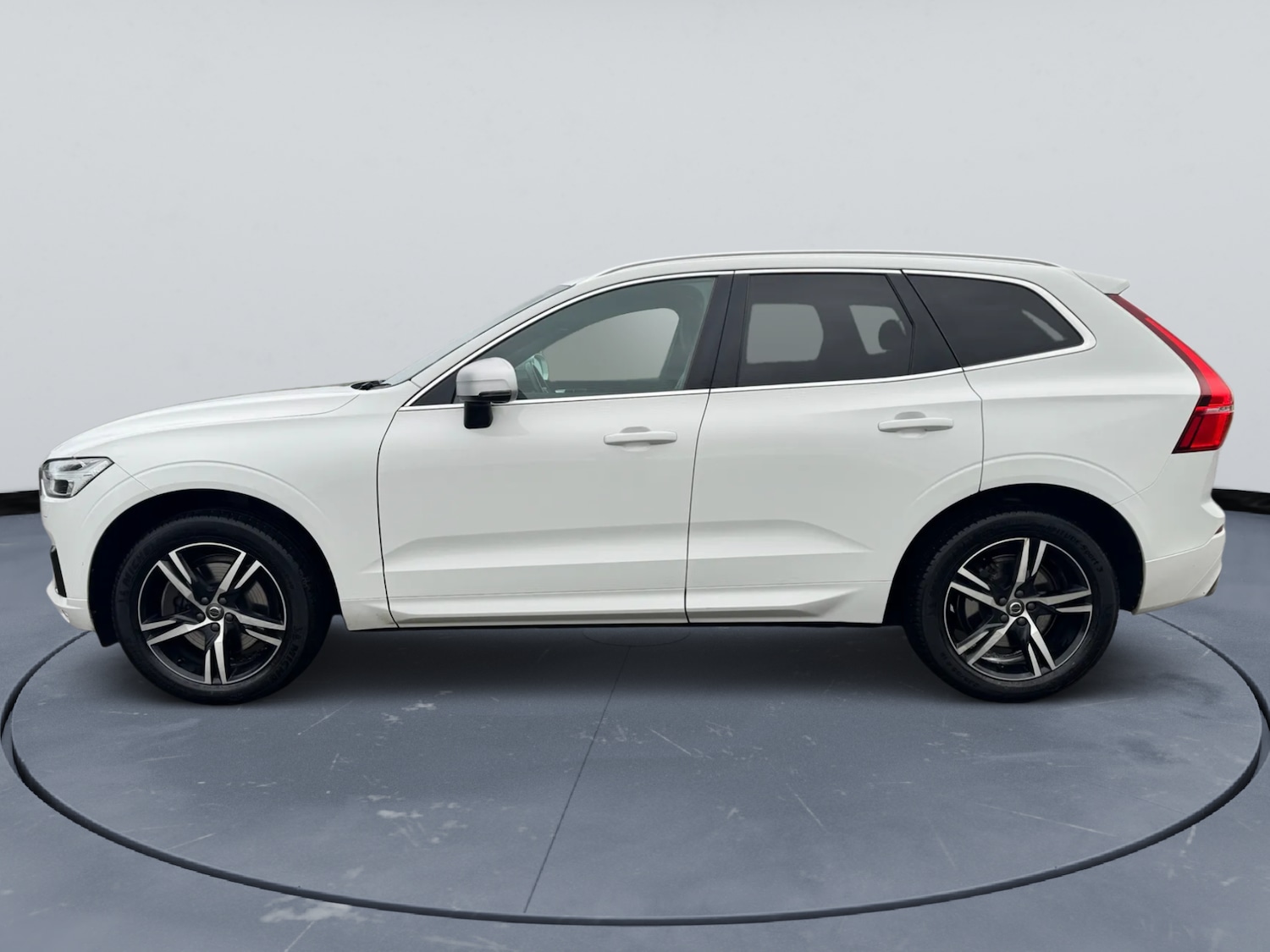 Used Volvo XC60 2018 for sale - 77272698: Photo 15