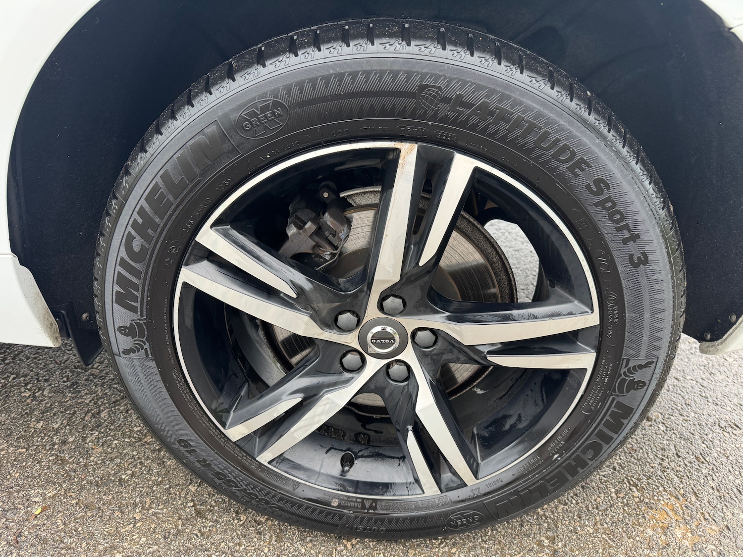 Used Volvo XC60 2018 for sale - 77272698: Photo 16