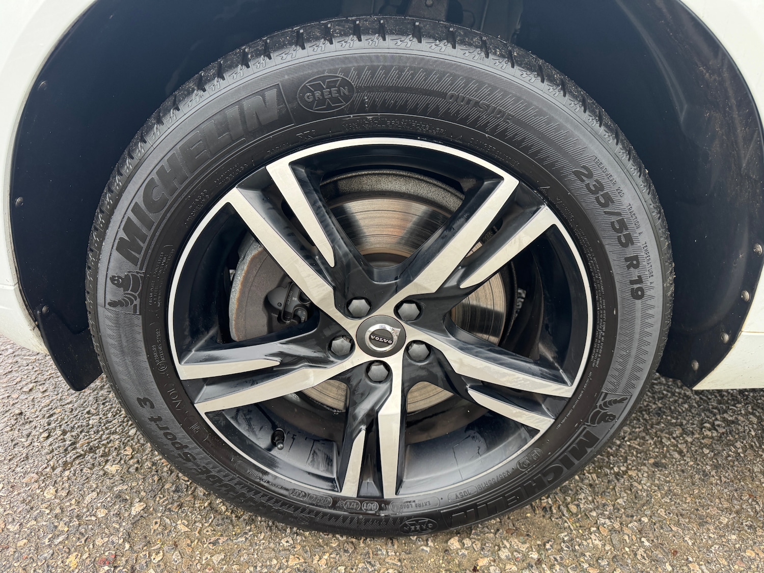 Used Volvo XC60 2018 for sale - 77272698: Photo 17