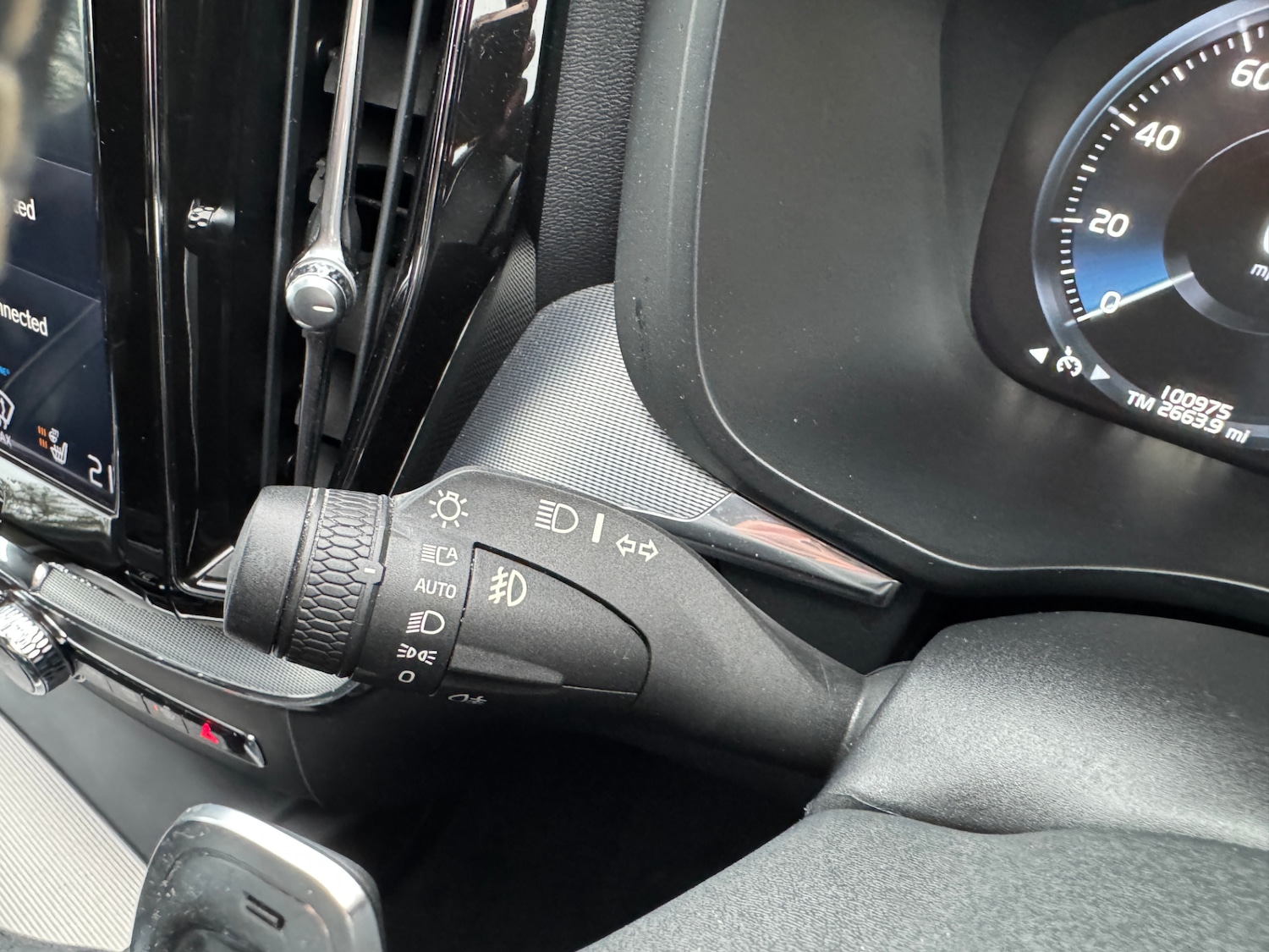 Used Volvo XC60 2018 for sale - 77272698: Photo 26