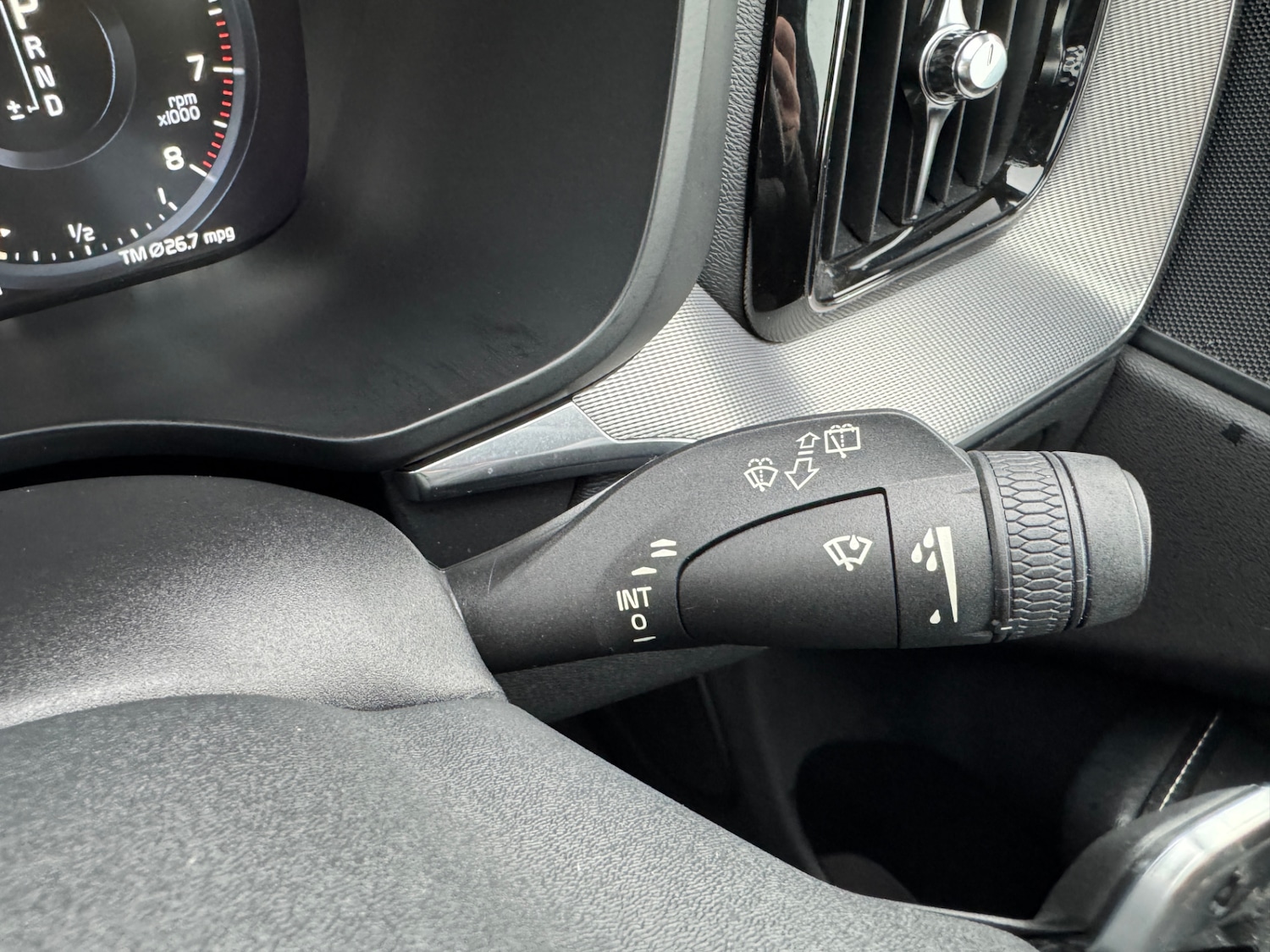 Used Volvo XC60 2018 for sale - 77272698: Photo 27