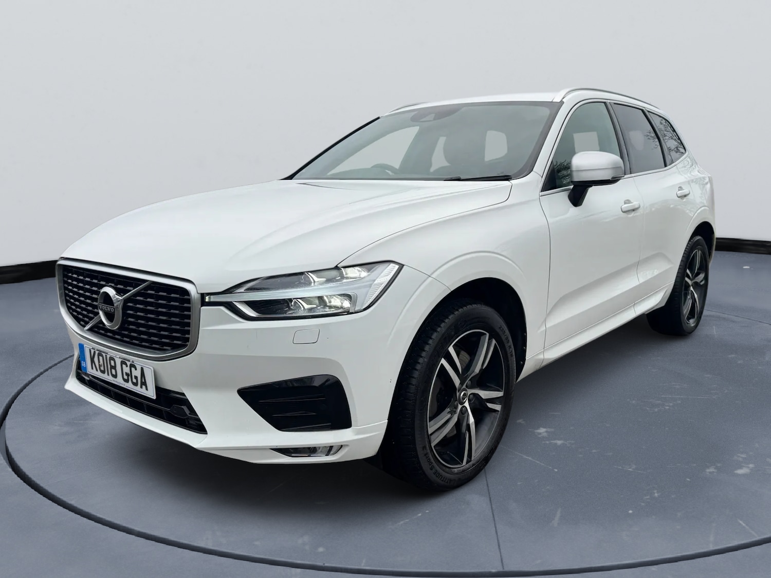 Used Volvo XC60 2018 for sale - 77272698: Photo 5