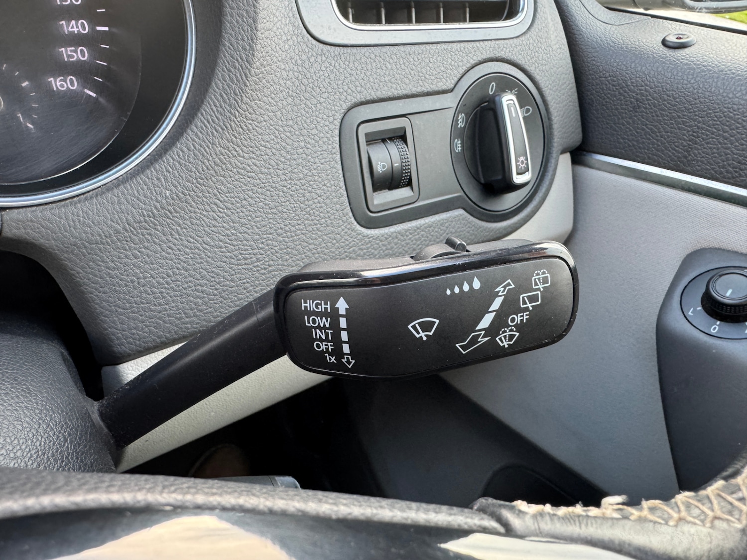 Used Volkswagen Polo 2015 for sale - 77223377: Photo 14