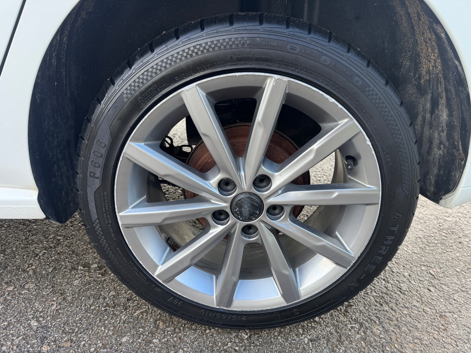 Used Volkswagen Polo 2015 for sale - 77223377: Photo 20