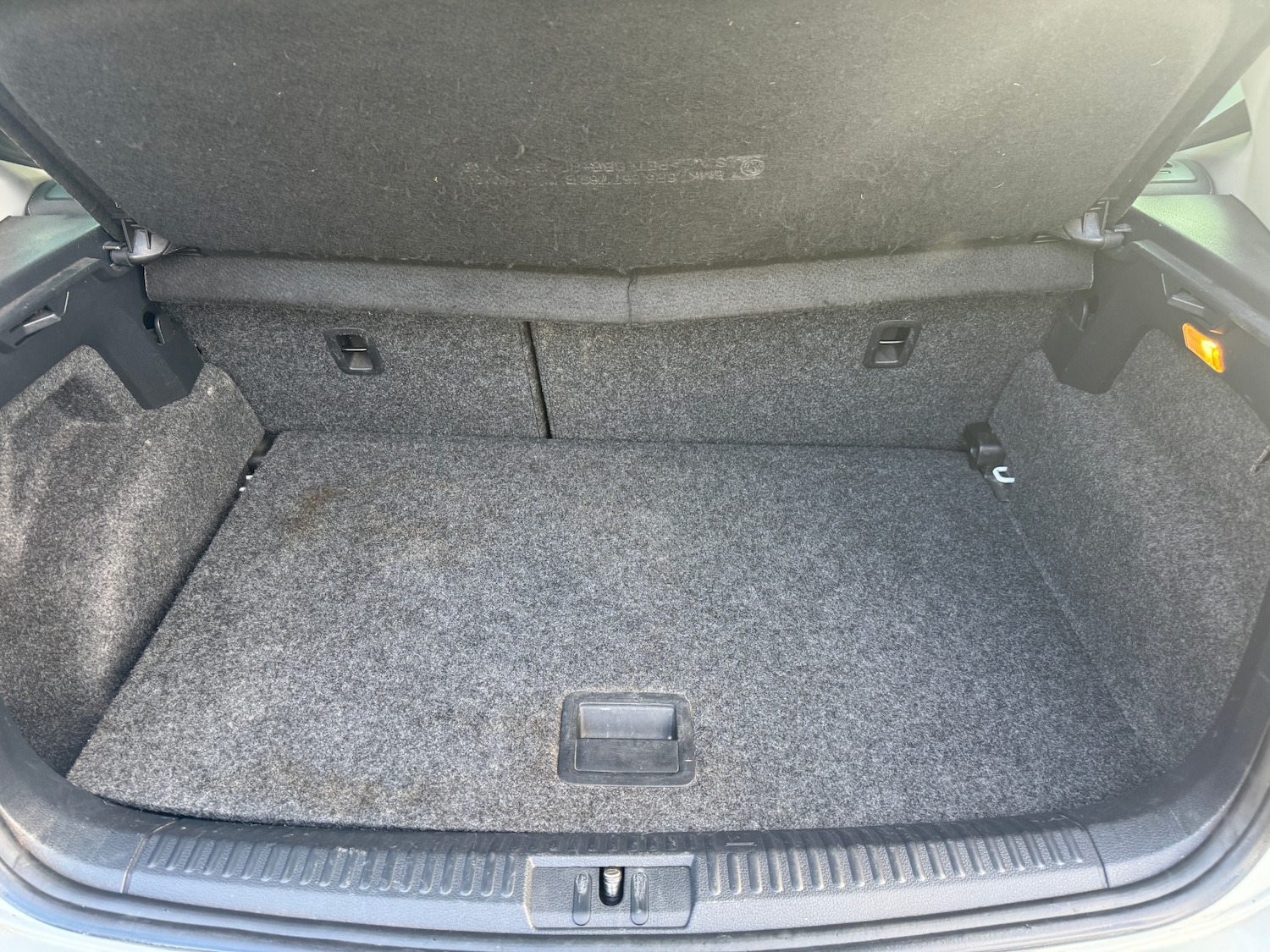 Used Volkswagen Polo 2015 for sale - 77223377: Photo 23