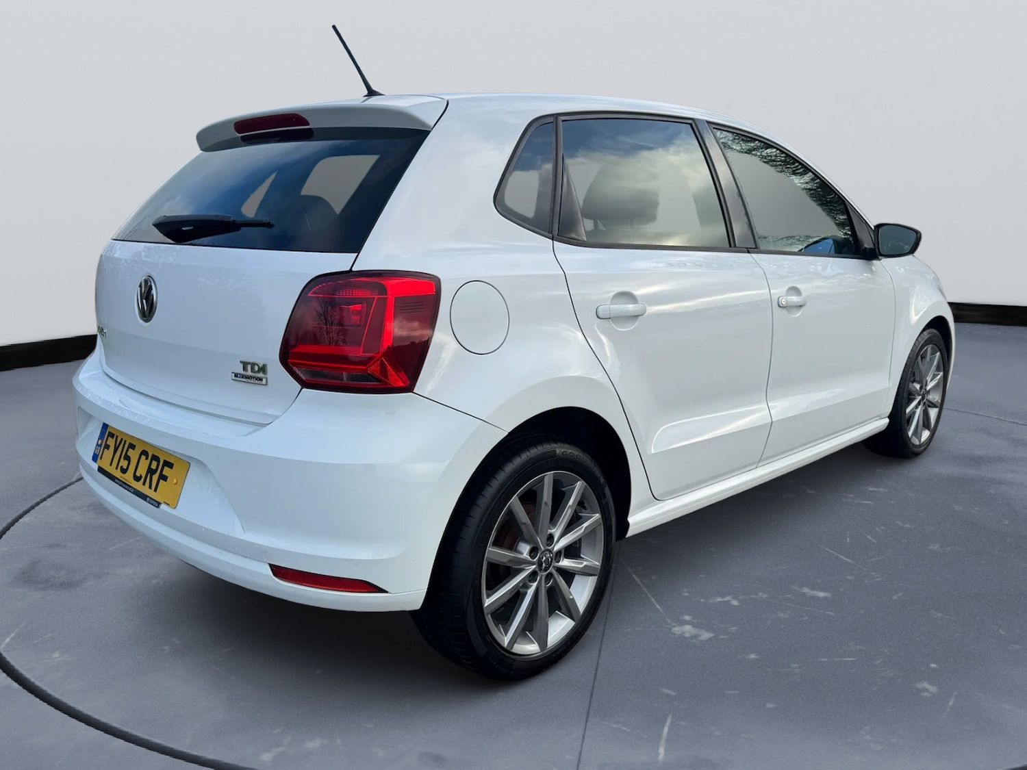 Used Volkswagen Polo 2015 for sale - 77223377: Photo 5