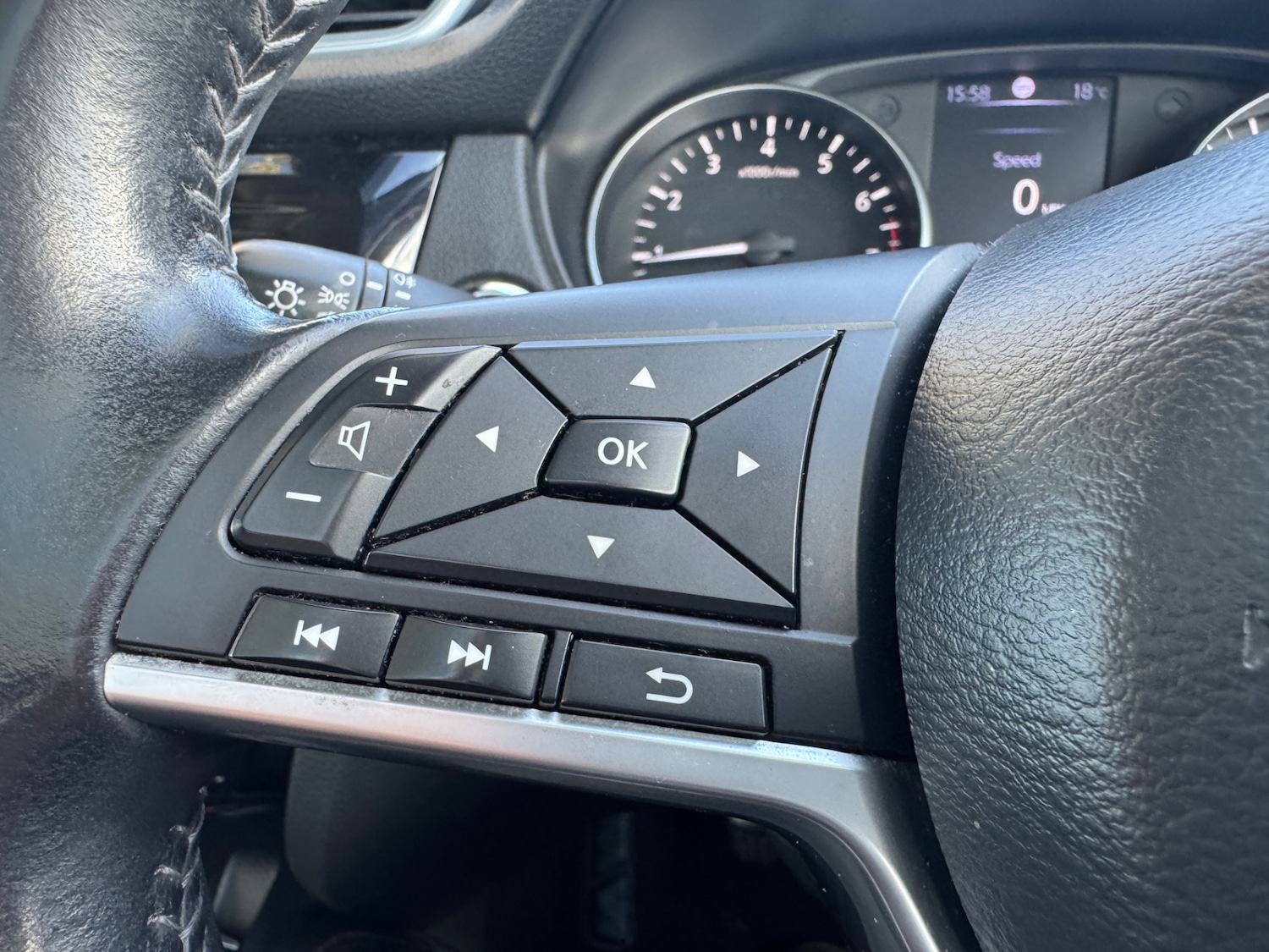 Used Nissan Qashqai 2018 for sale - 76184081: Photo 20