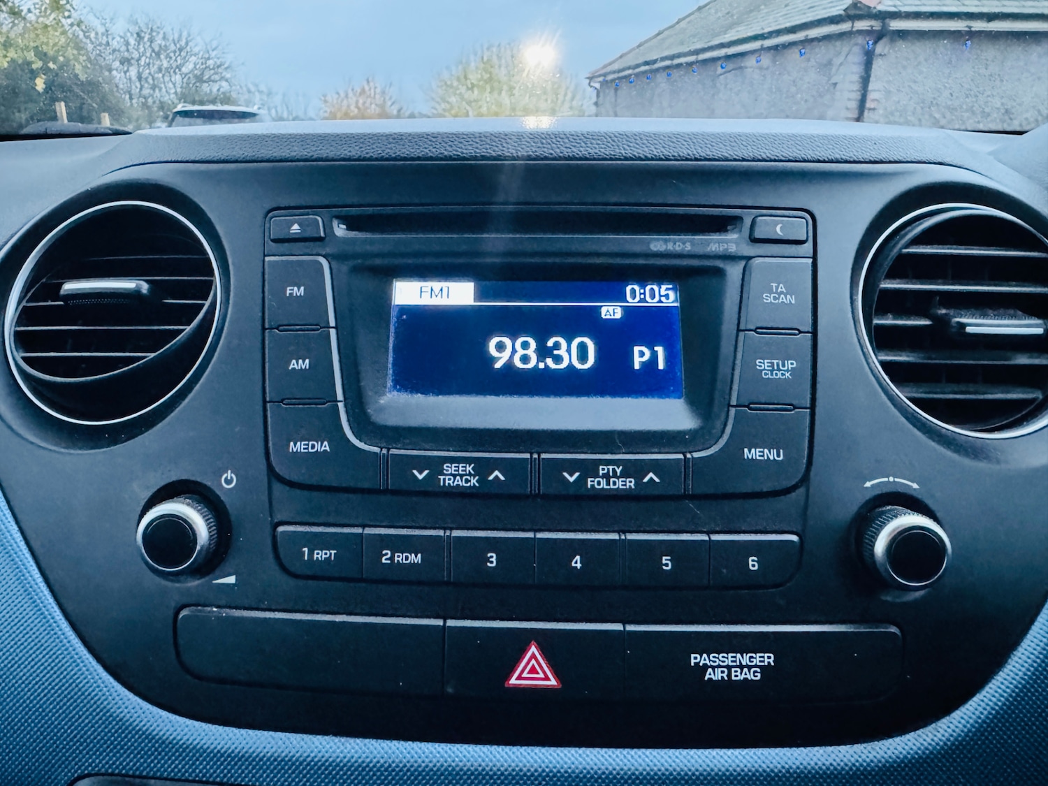 Used Hyundai i10 2015 for sale - 76480037: Photo 12