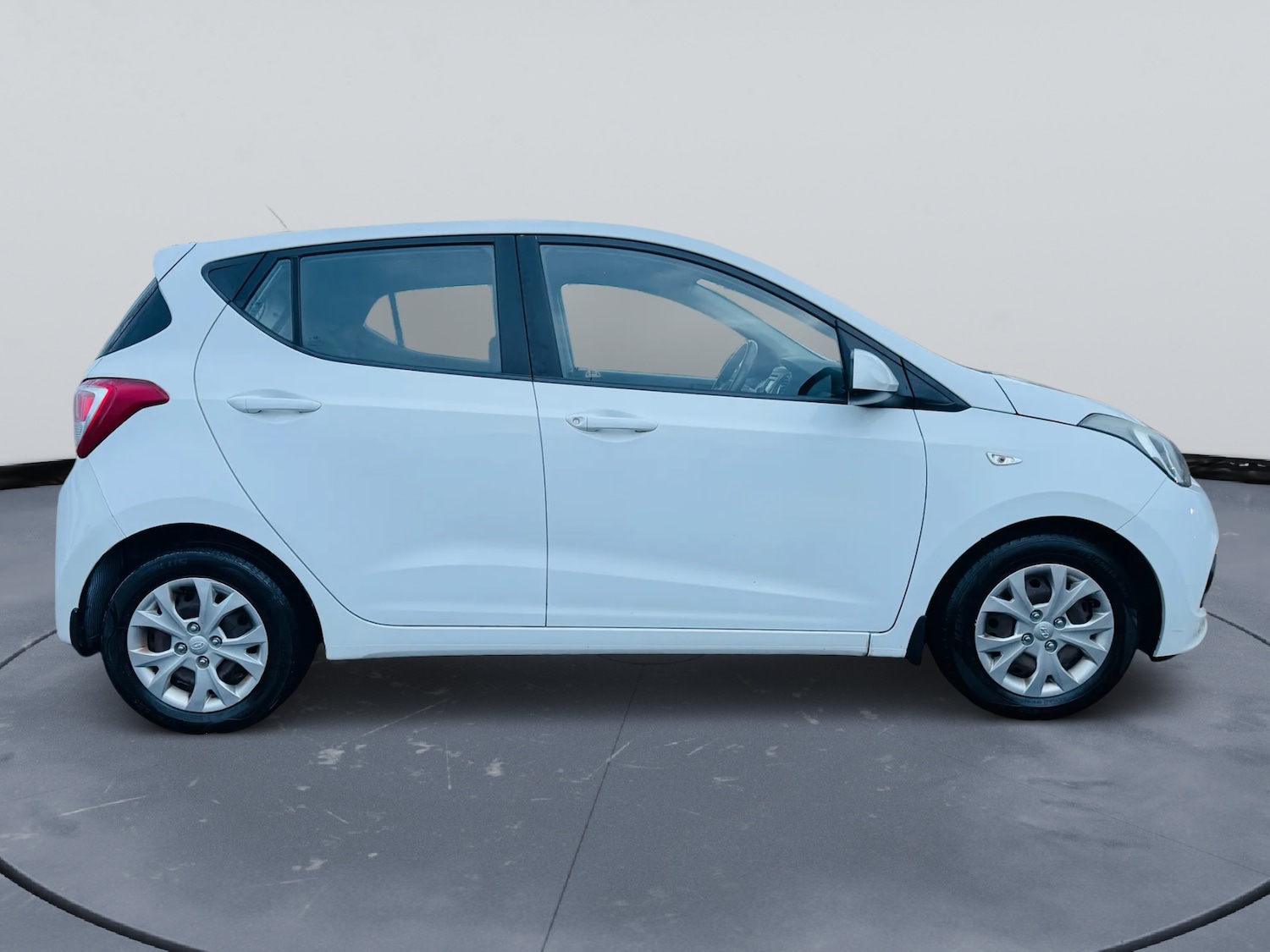 Used Hyundai i10 2015 for sale - 76480037: Photo 13