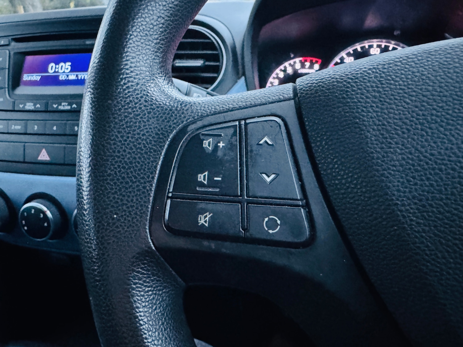 Used Hyundai i10 2015 for sale - 76480037: Photo 14