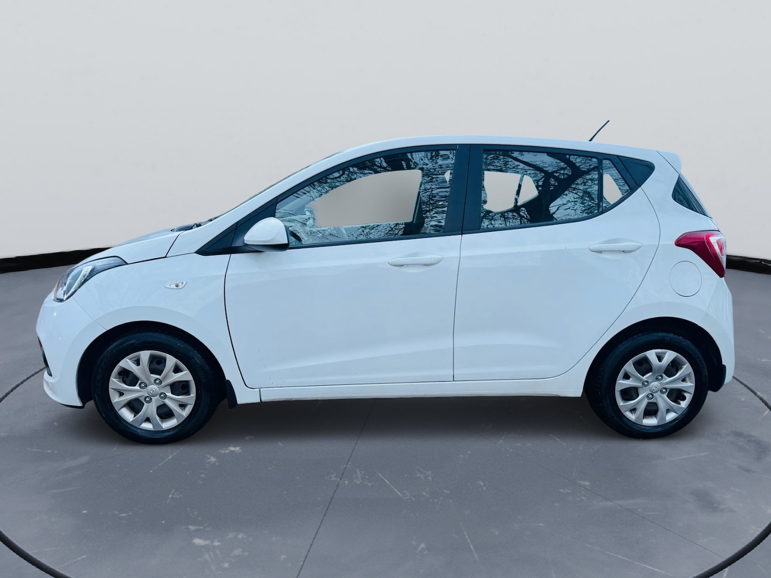 Used Hyundai i10 2015 for sale - 76480037: Photo 15
