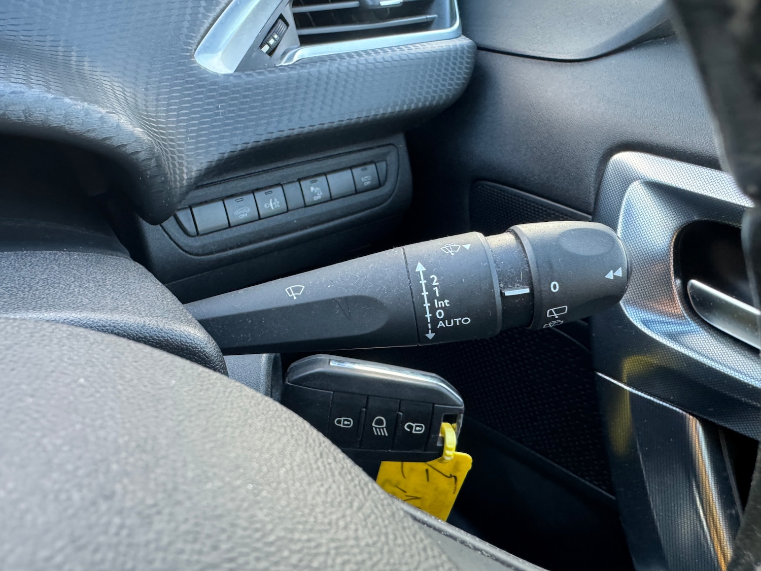 Used Peugeot 2008 2018 for sale - 76693259: Photo 26