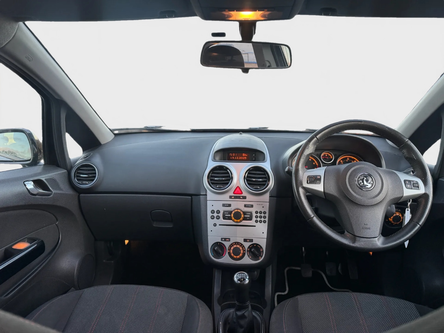 Used Vauxhall Corsa 2008 for sale - 77004723: Photo 2