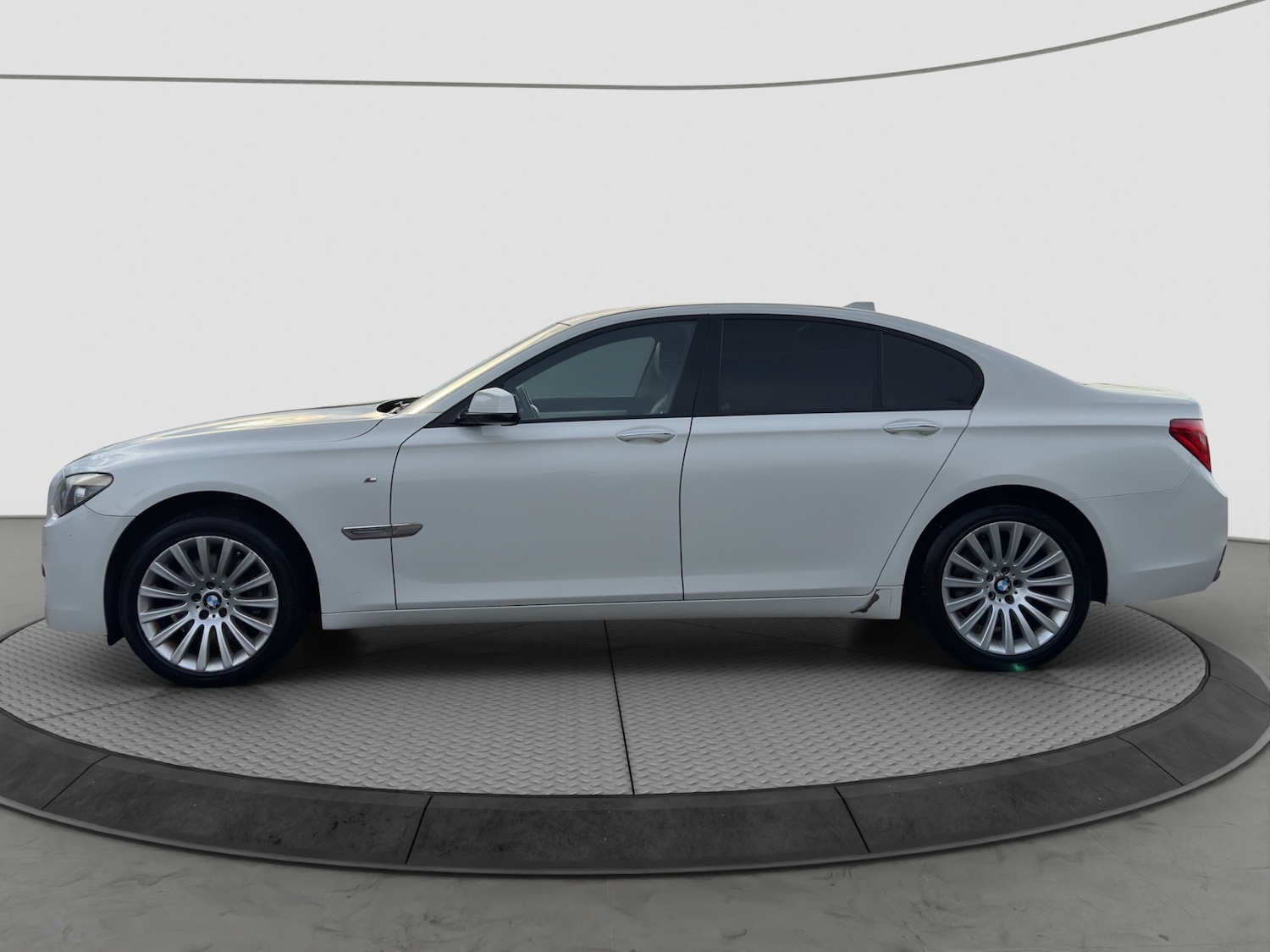 Used BMW 7 Series 2012 for sale - 76404905: Photo 13