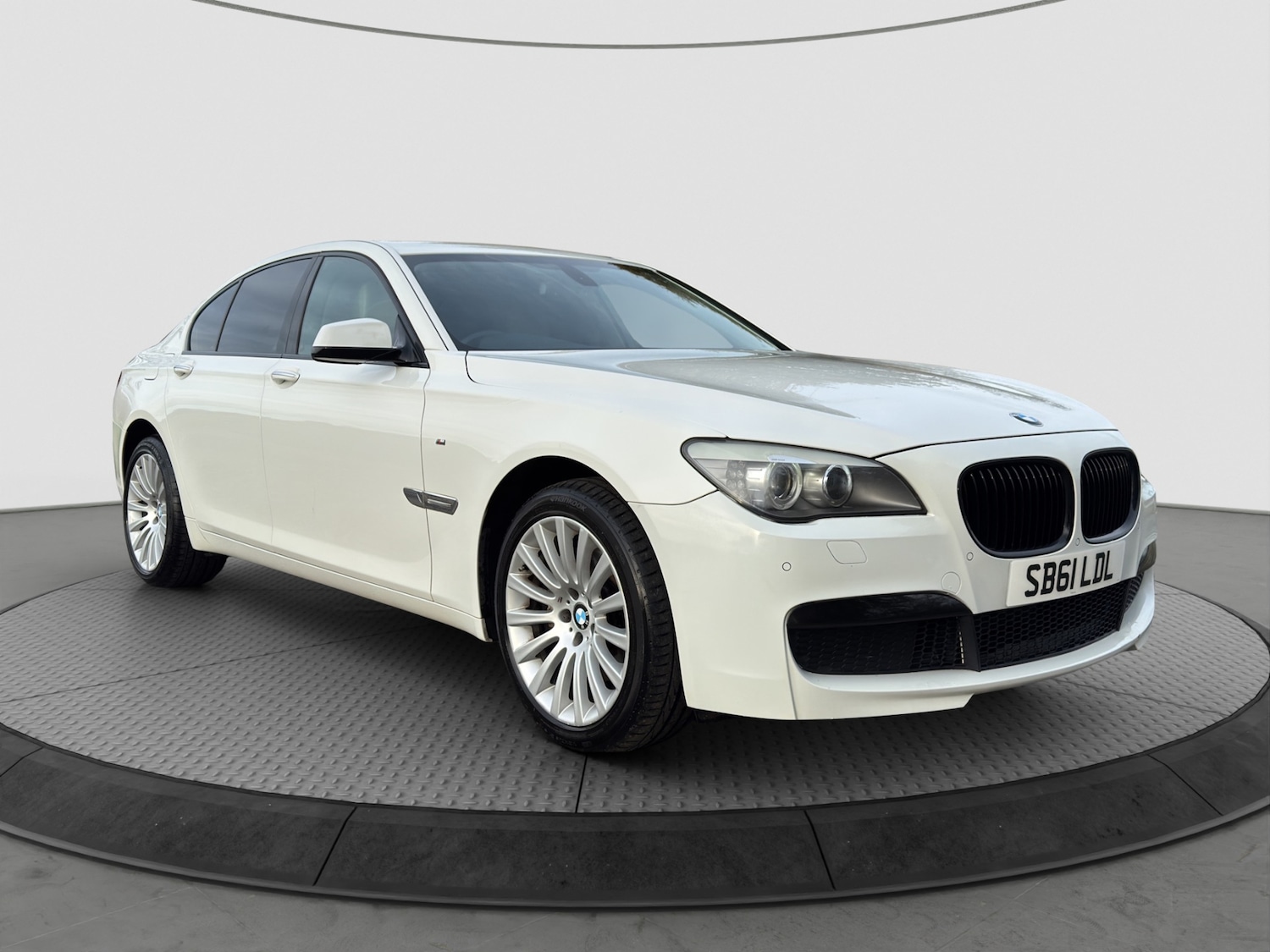 Used BMW 7 Series 2012 for sale - 76404905: Photo 37