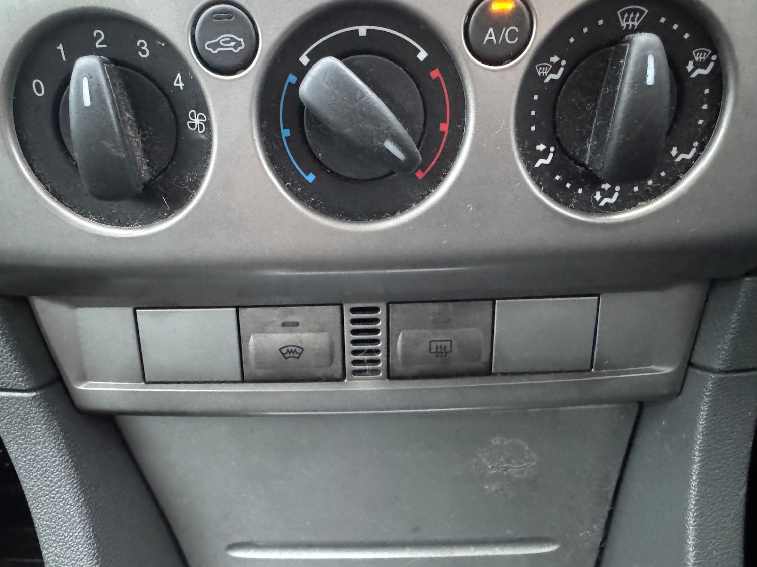 Used Ford Focus 2010 for sale - 77420722: Photo 14