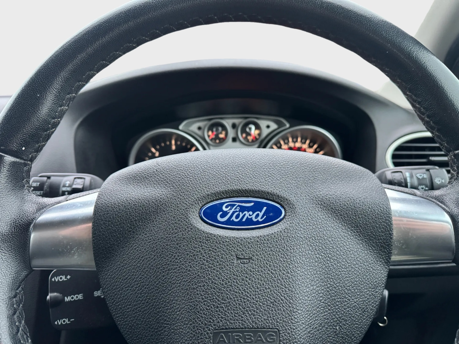 Used Ford Focus 2010 for sale - 77420722: Photo 19