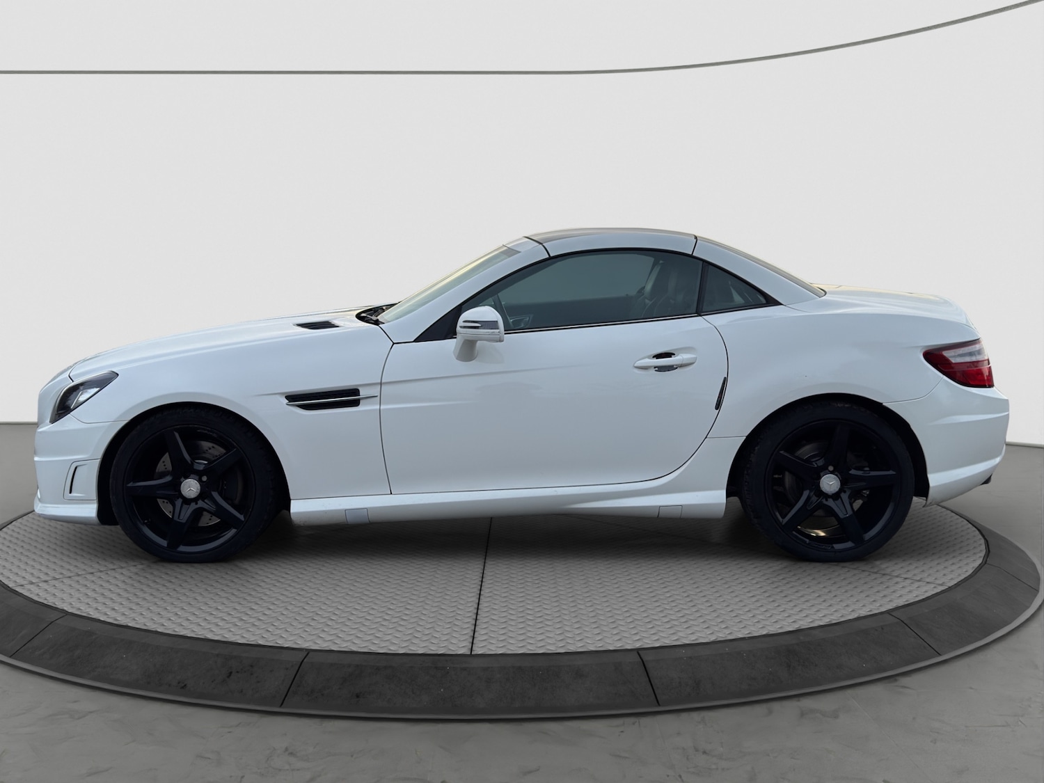 Used Mercedes-Benz SLK 2013 for sale - 76404966: Photo 14