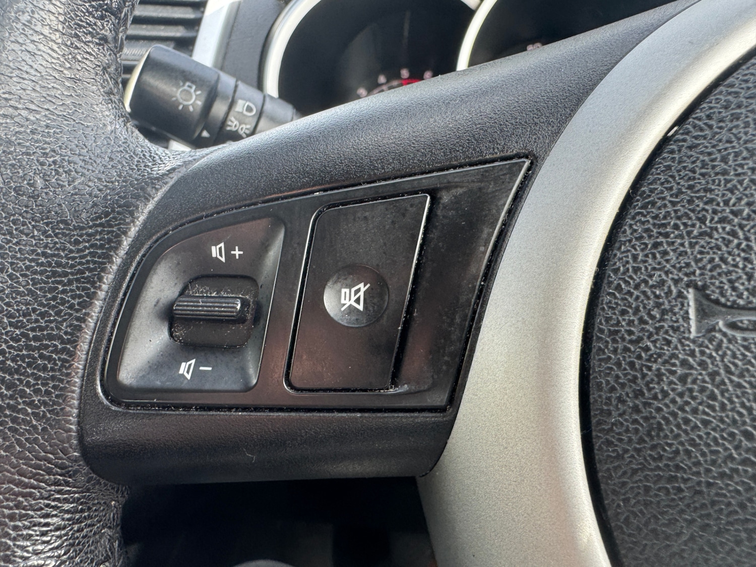 Used Kia Venga 2010 for sale - 78131659: Photo 16