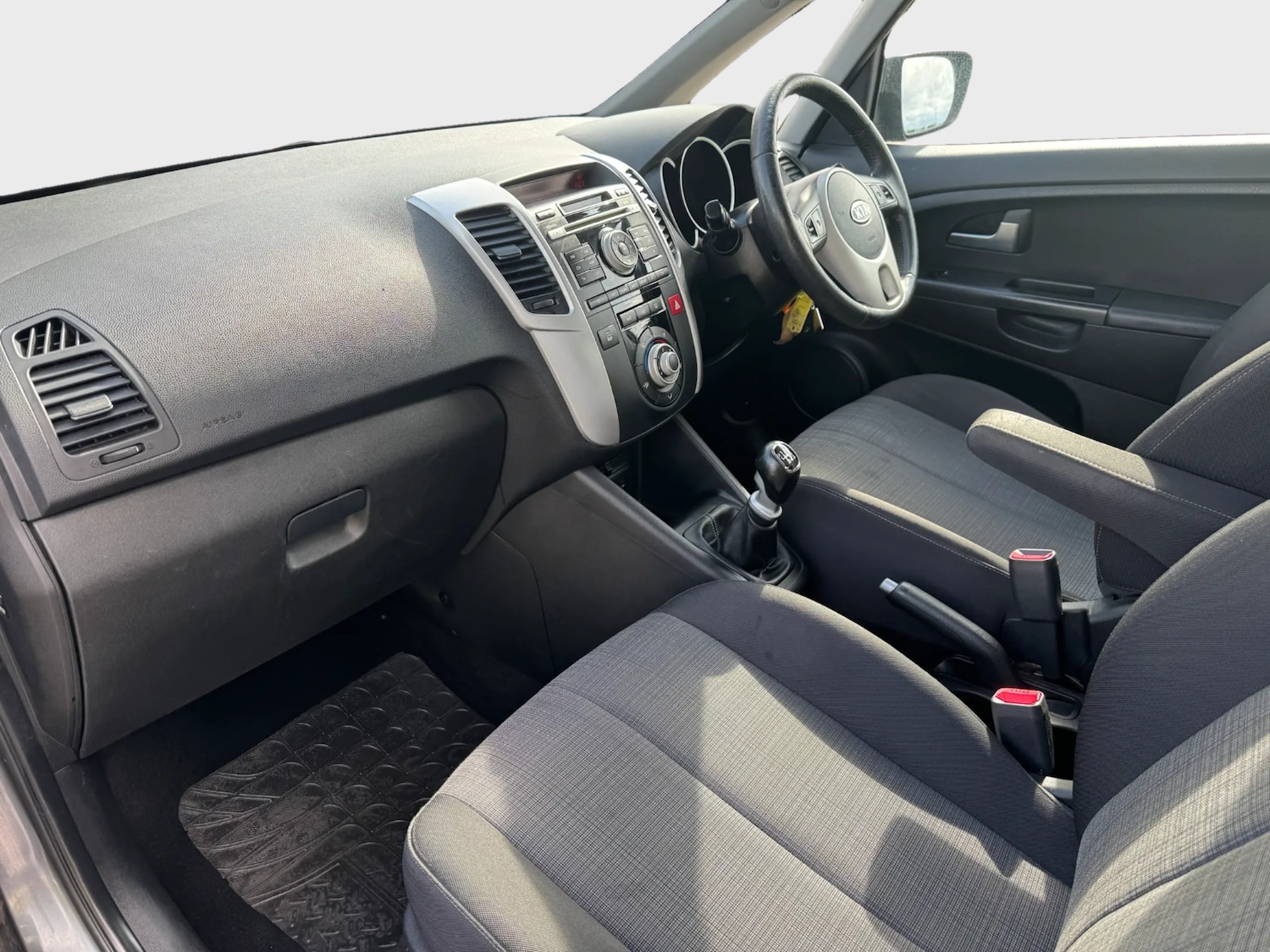 Used Kia Venga 2010 for sale - 78131659: Photo 22