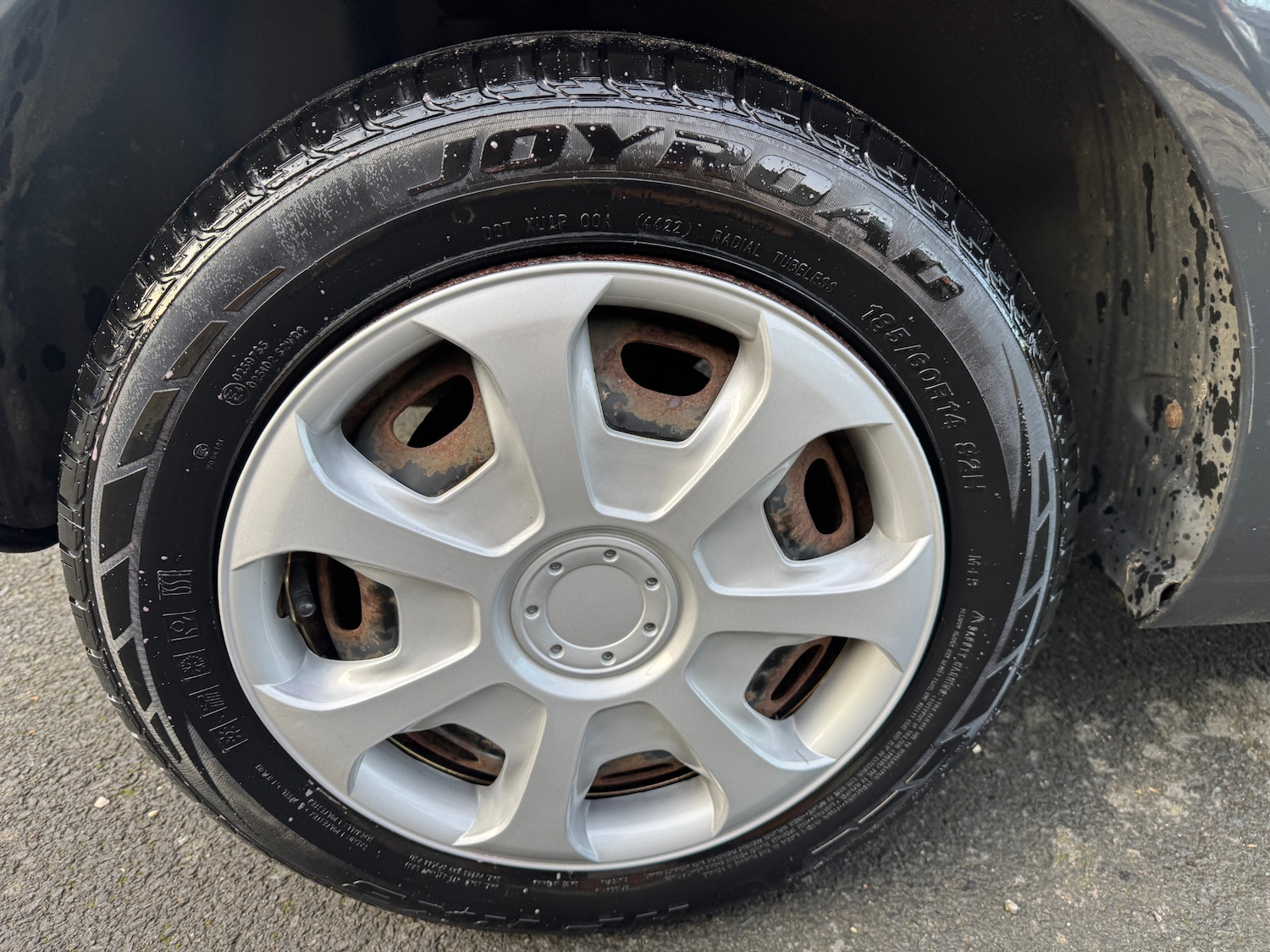 Used Volkswagen Fox 2010 for sale - 77676433: Photo 19