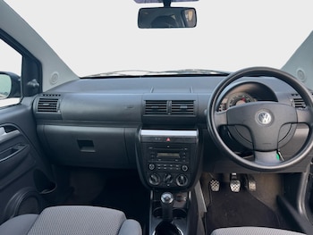 Used Volkswagen Fox 2010 for sale - 77676433: Photo