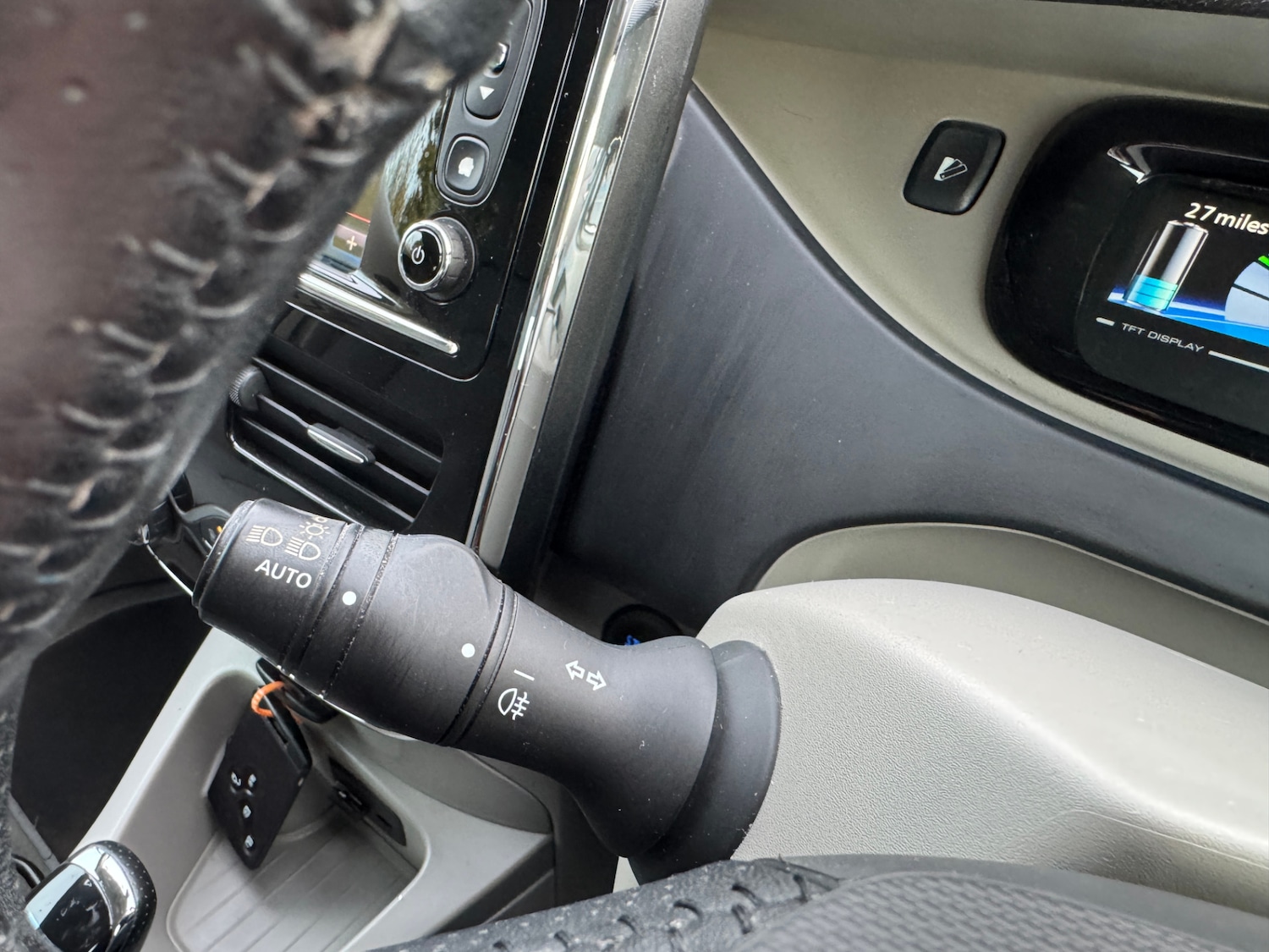 Used Renault Zoe 2015 for sale - 76404968: Photo 12