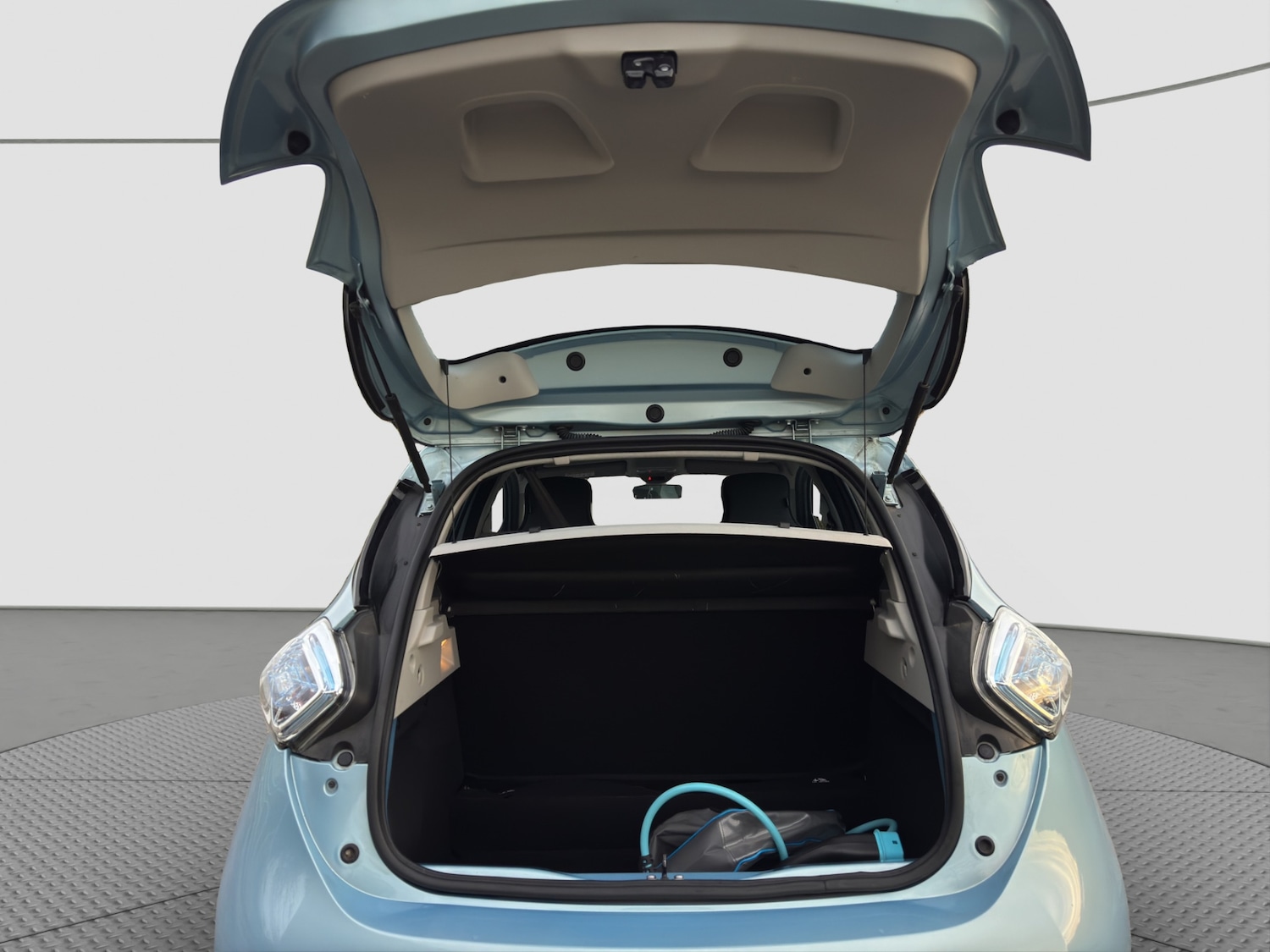 Used Renault Zoe 2015 for sale - 76404968: Photo 24