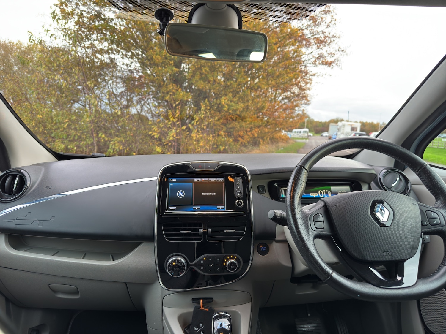 Used Renault Zoe 2015 for sale - 76404968: Photo 26