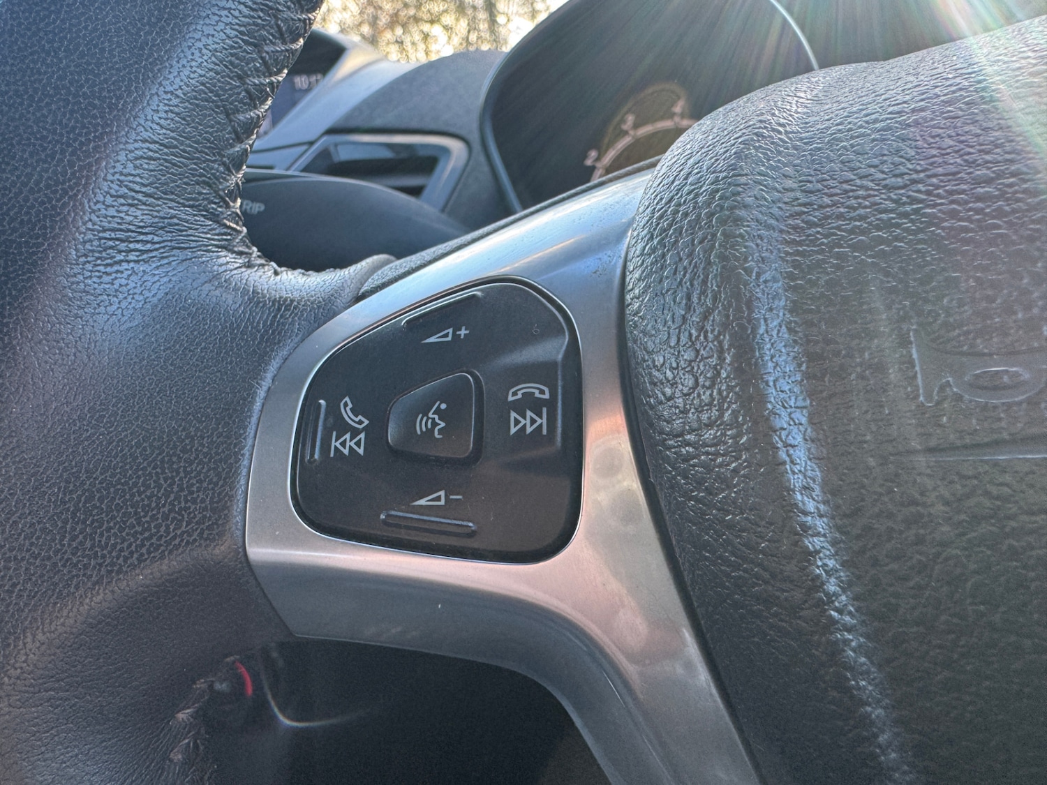 Used Ford Fiesta 2013 for sale - 76505558: Photo 8