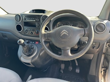Used Citroen Berlingo 2013 for sale - 76077241: Photo